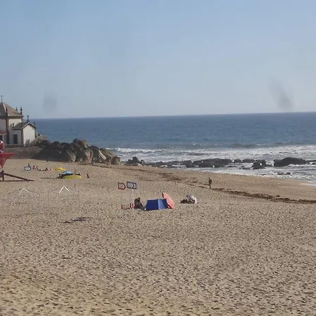 Apartment Cosy Beach 2 Bedroom Flat In Porto's Coast *